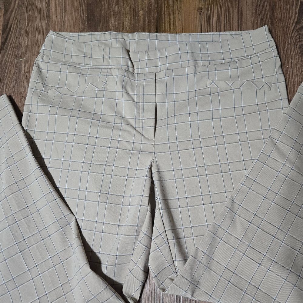 NWOT. Plaid Pants